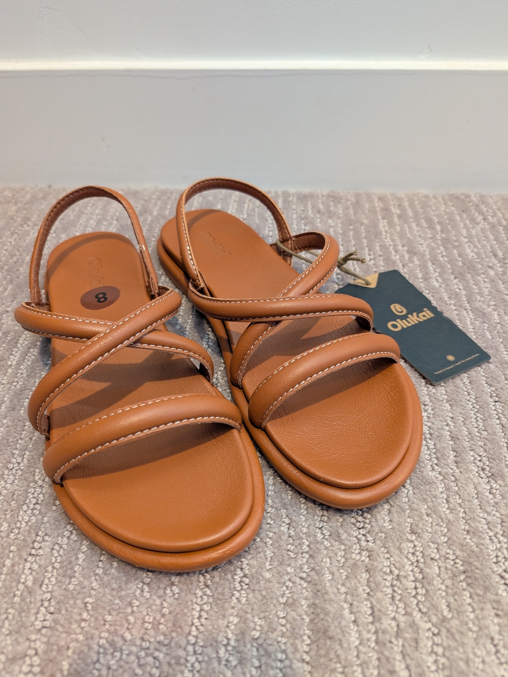 NWT OluKai Women's Tiare Strappy Sandals (Fox)